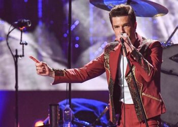 the-killers-had-“scenarios-planned”-if-england-didn’t-win-euros-match-during-london-show