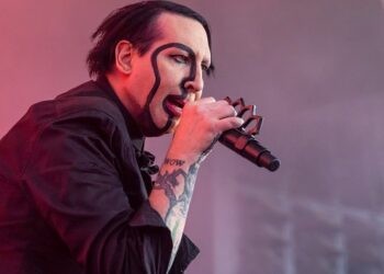 marilyn-manson-accuser-shares-new-statement:-“i-stand-tall,-unafraid”