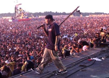 break-(a-lot-of)-stuff:-woodstock-’99-began-25-years-ago