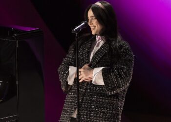 billie-eilish,-willow-included-on-barack-obama’s-2024-summer-playlist