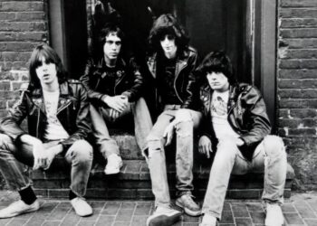 limited-edition-vinyl-pressings-to-mark-ramones’-50th-anniversary-debut-at-cbgb