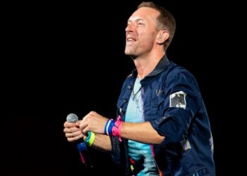 coldplay-pays-tribute-to-taylor-swift-at-vienna-show