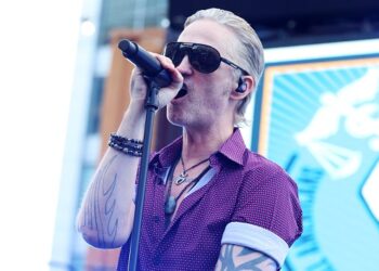 stp’s-jeff-gutt-is-“excited”-to-work-on-new-music:-“it’s-amazing-creatively”