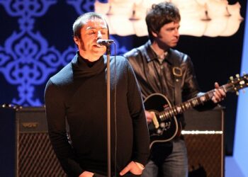 oasis-denies-glastonbury-rumors