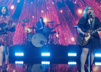 sleater-kinney-announces-deluxe-version-of-﻿’little-rope’﻿-album