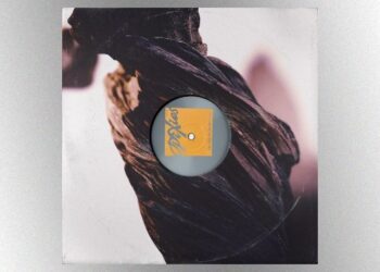 pixies-debut-new-‘the-night-the-zombies-came’-﻿song,-“motoroller”