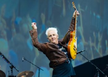 pearl-jam’s-mike-mccready-to-play-seattle-benefit-for-the-washington-innocence