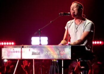 chris-martin-confirms-coldplay’s-plan-to-make-12th-album-band’s-final-record