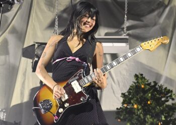 beabadoobee-included-on-2024-‘time’100-next-list