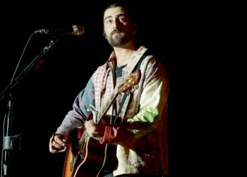 noah-kahan-closes-‘stick-season’-era:-“i’ve-lived-every-dream-i’ve-ever-had”