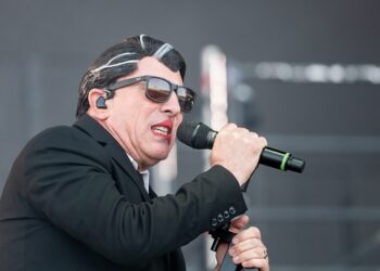maynard-james-keenan’s-puscifer-the-store-reopening-as-queen-b-vinyl-cafe