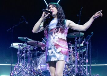 rainbow-kitten-surprise-pledges-$50k-toward-hurricane-relief