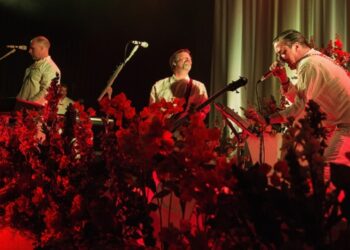 more-faith-no-more?-band-on-‘semi-permanent-hiatus,’-says-keyboardist