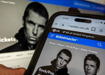 tickets-to-oasis’-uk-reunion-tour-listed-on-secondary-market-to-be-canceled