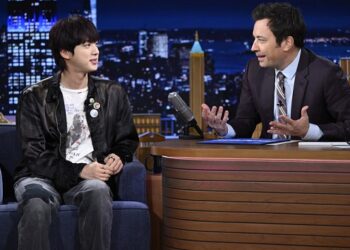 chris-martin-gifted-bts’-jin-a-guitar:-‘now-it’s-my-family-heirloom’