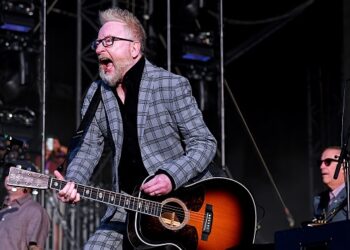 flogging-molly-announces-road-to-rebellion-tour