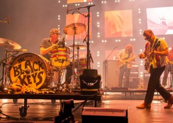 the-black-keys-open-up-on-tour-cancellation:-‘what-was-presented-didn’t-exist’