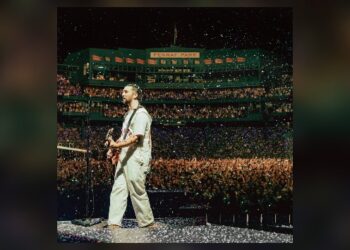 stick-season-isn’t-over-yet:-get-ready-for-noah-kahan-‘live-from-fenway-park’-vinyl