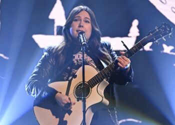 if-fountains-of-wayne-ever-get-back-to-hackensack,-gigi-perez-will-be-here-for-them