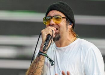 deftones,-noah-kahan,-the-1975-&-more-playing-2025-glastonbury