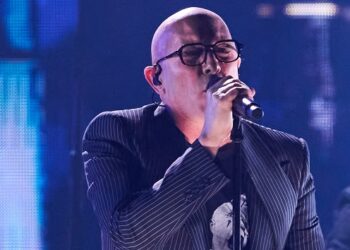 tool-live-in-the-sand-recap:-primus-unveils-new-drummer;-fans-upset-with-second-tool-set