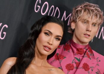 megan-fox-&-machine-gun-kelly-welcome-baby-girl