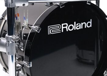 travis-barker-selling-used-gear-in-newly-relaunched-reverb-shop