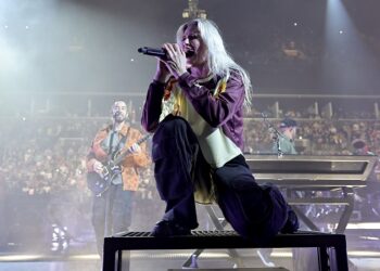 linkin-park’s-emily-armstrong-earns-coveted-endorsement-from-mike-shinoda’s-kids