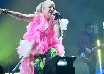 garbage-shares-new-song,-‘get-out-my-face-aka-bad-kitty’