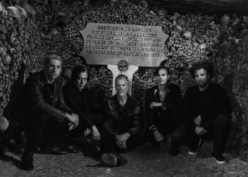 no-bones-about-it:-queens-of-the-stone-age-releasing-paris-catacombs-performance-as-a-movie