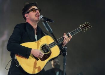 mumford-&-sons-announce-2025-railroad-revival-tour-dates