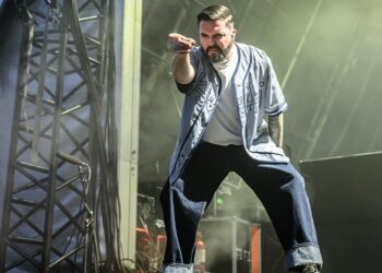 a-day-to-remember-&-yellowcard-announce-joint-maximum-fun-tour