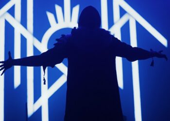 prepare-to-be-’emotionally-rocked’-as-sleep-token-headlines-download