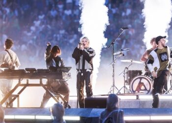 it-starts-with-one-(slice):-linkin-park-launching-pizza-pop-up-shop-in-milan