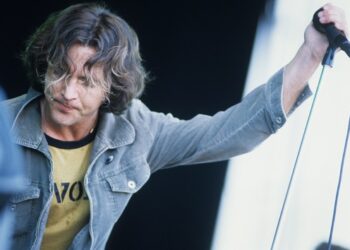 25-years-ago,-nine-people-died-in-pearl-jam-roskilde-tragedy