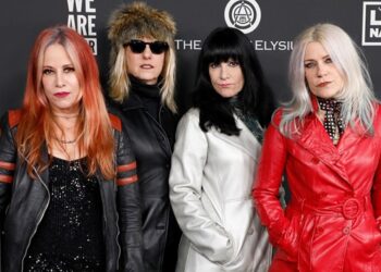 l7-announces-40th-anniversary-concert