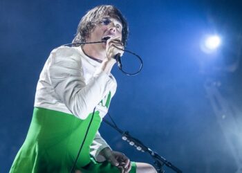 my-chemical-romance-shares-mysterious-‘over-fields’-video