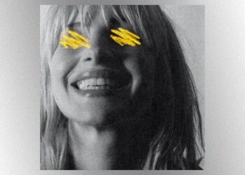 hayley-williams-officially-releases-group-of-17-solo-songs