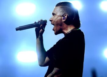 watch-brent-smith’s-son-join-shinedown-for-‘second-chance’-performance