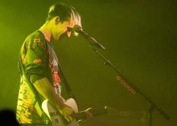 want-to-know-what-song-badflower-meant-to-sample-on-‘snuff’?-go-see-them-live