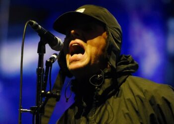 oasis-fan-susan-boyle-reacts-to-liam-gallagher-shoutout:-‘you’ve-made-this-old-girl’s-day’