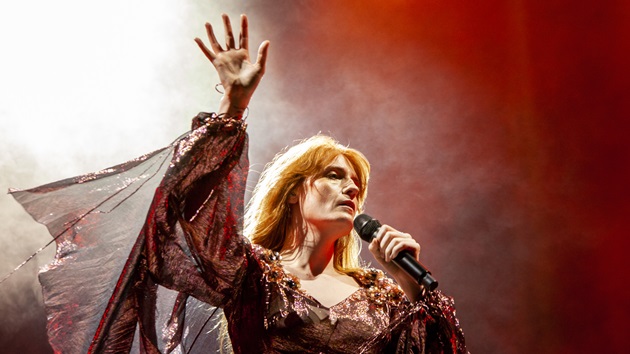 ‘everybody-scream’-for-florence-+-the-machine’s-new-album