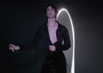 sombr’s-﻿’i-barely-know-her﻿’-reaches-top-10-on-﻿’billboard﻿’-200