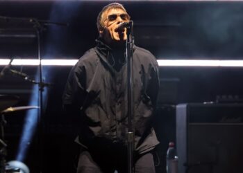 ‘it’s-not-even-half-time-yet’:-liam-gallagher-teases-future-oasis-shows