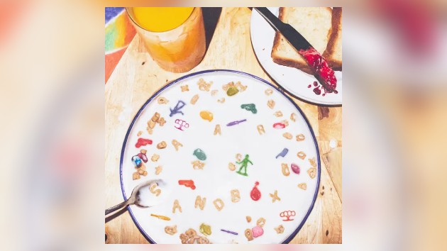 the-all-american-rejects-premiere-new-single,-‘eggshell-tap-dancer’