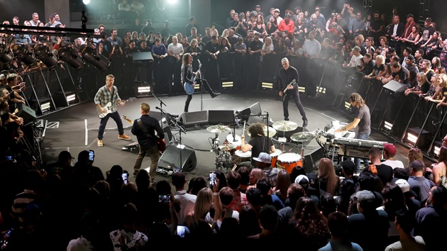 watch-foo-fighters’-‘all-my-life’-performance-on-’amazon-music-live’