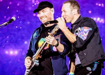 coldplay’s-chris-martin-&-jonny-buckland-announce-intimate-london-benefit-concert
