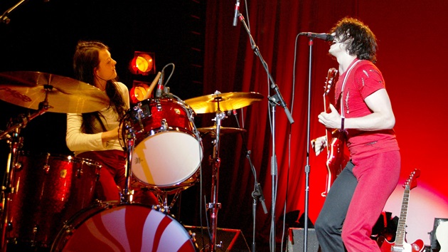 rock-&-roll-hall-of-fame-2025:-spotlight-on-the-white-stripes