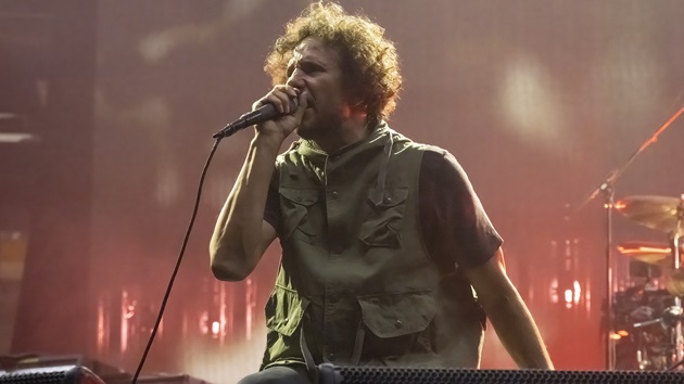 watch-rage’s-zack-de-la-rocha,-pearl-jam’s-jeff-ament-in-new-skateboarding-music-doc