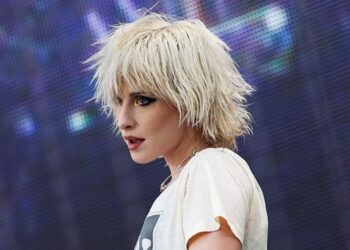 hayley-williams-announces-ticket-details-for-upcoming-solo-tour